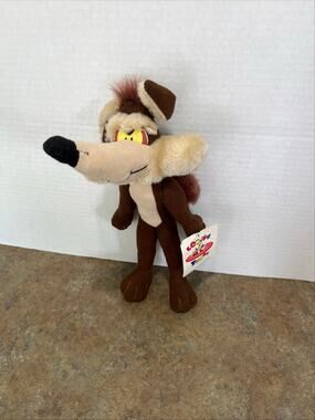 Vintage Looney Tunes Wiley Coyote 1996 Ace Novelty Company INC 9" NWT
